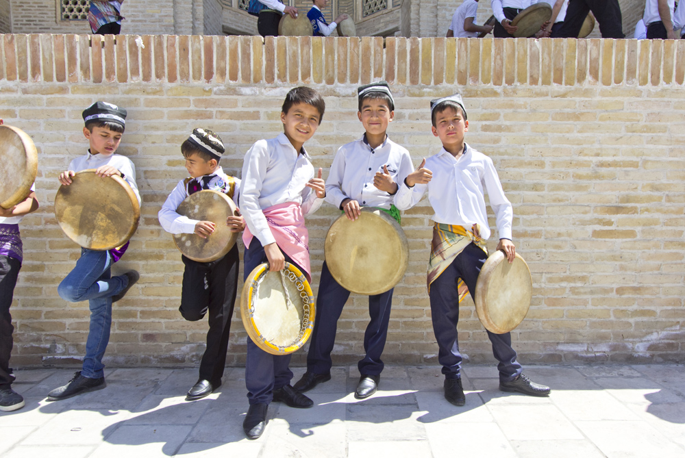 ウズベキスタンブハラの子供達