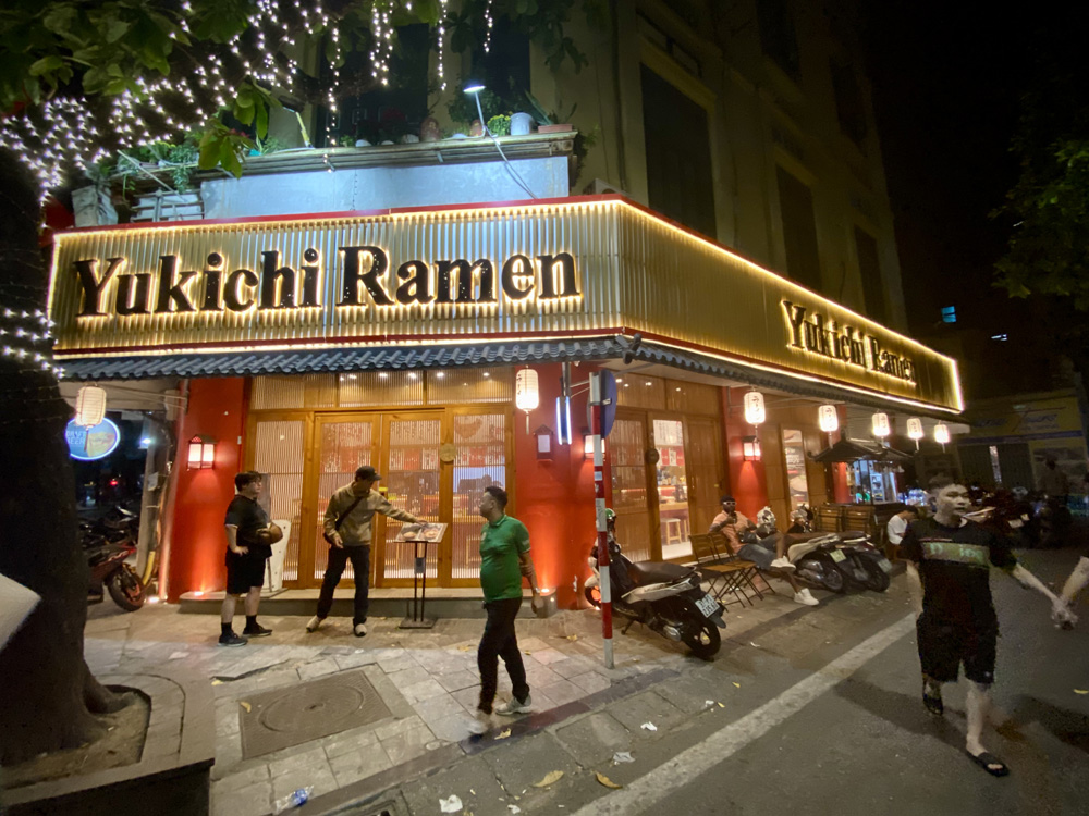 ハノイ旧市街地の東門付近