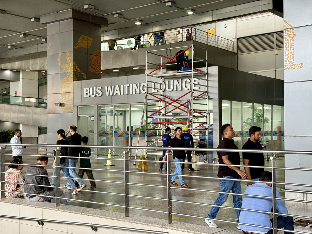 無料クーポンが貰えるバス待合所