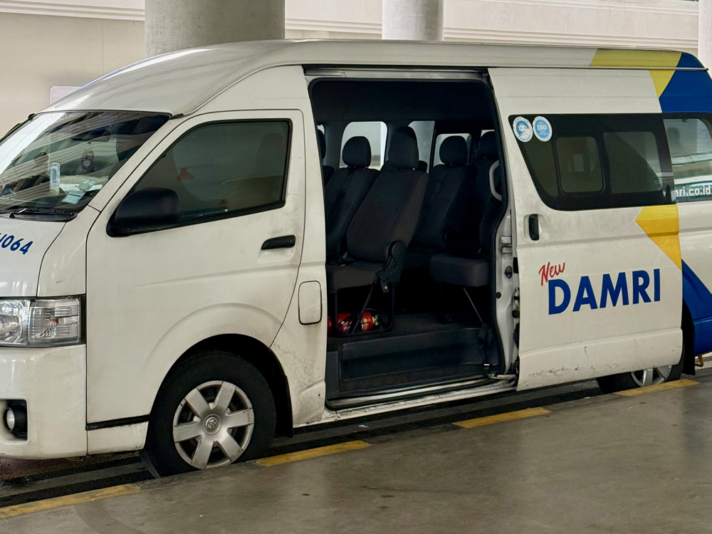 Damriのハイエース