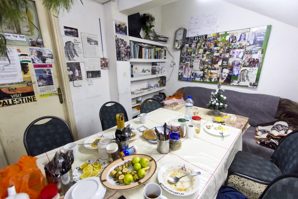 イブラヒムピースハウスリビング