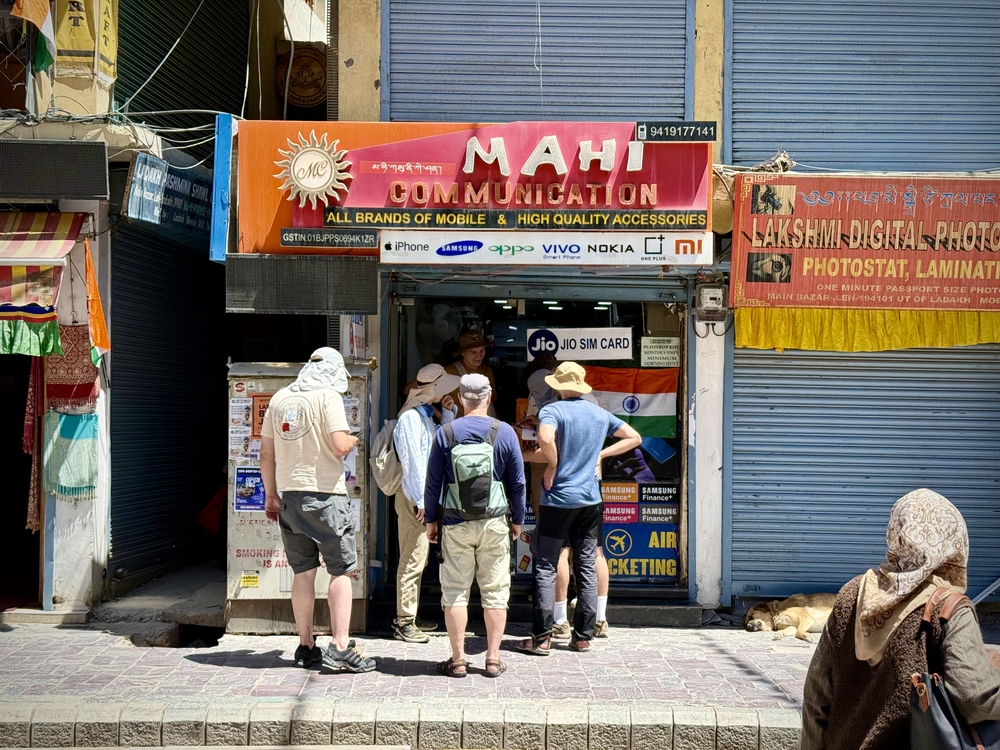 ラダックレーのSimカード