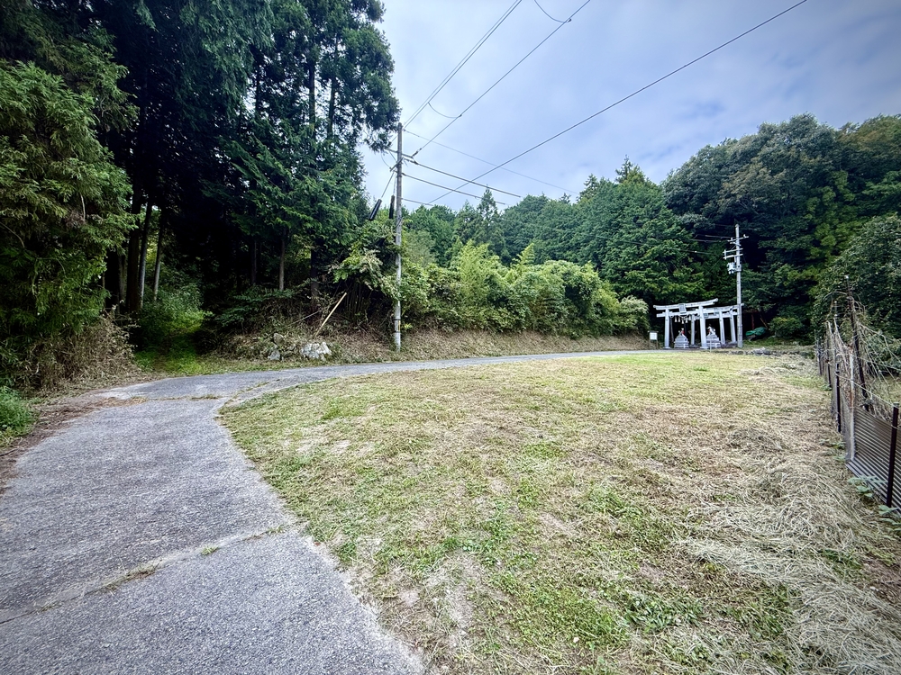城山稲荷神社駐車場