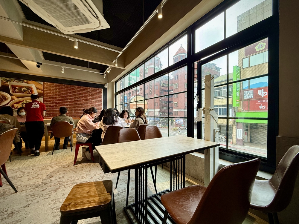 阿城鵝肉二階席