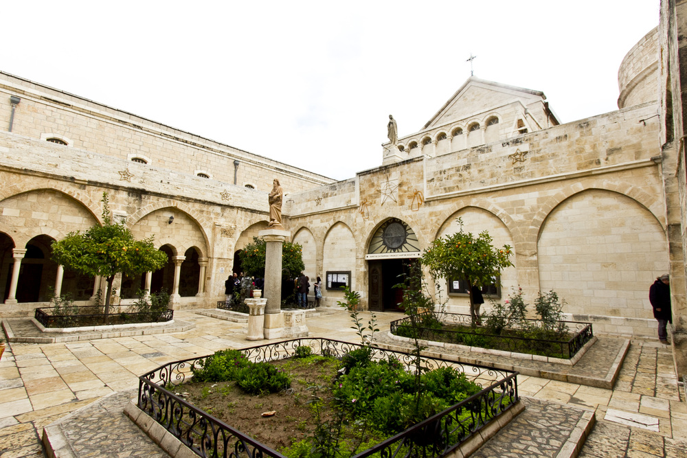 聖カテリーナ教会中庭