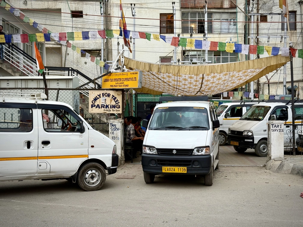 レーのタクシー乗り場