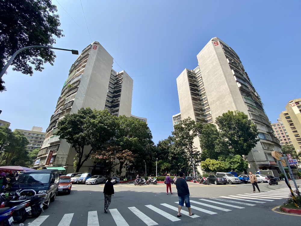 果貿社区の円形集合住宅