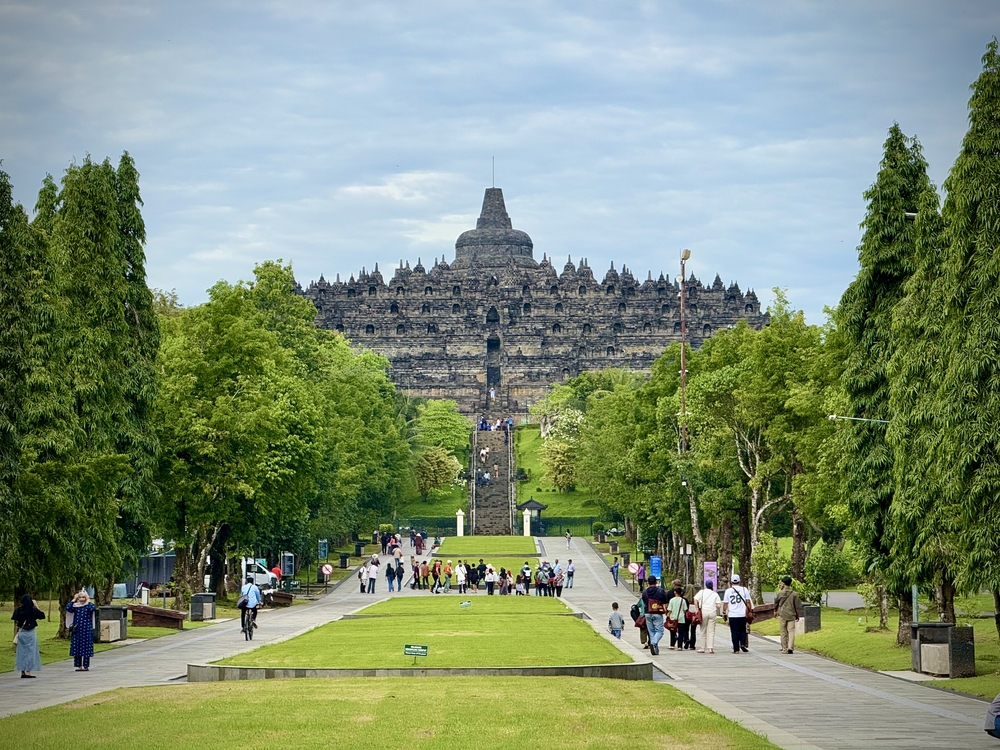 ボロブドゥール寺院の庭園エリア