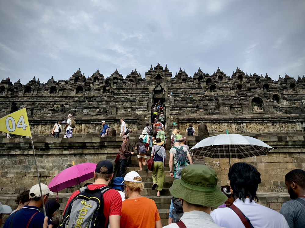 ボロブドゥール寺院登頂
