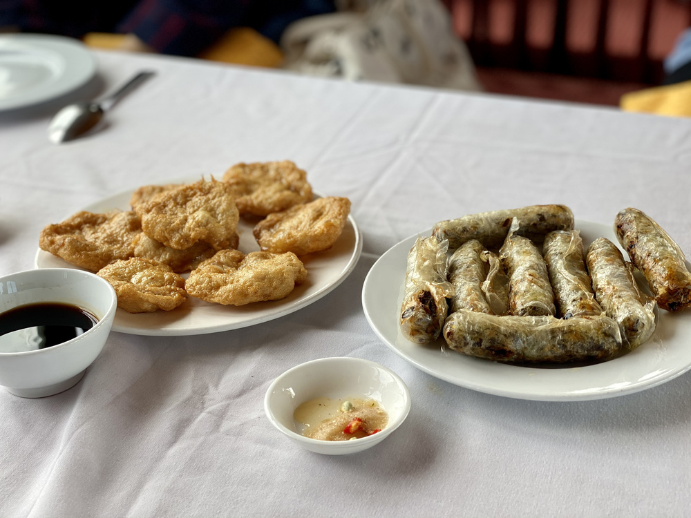 ハロン湾クルーズのランチ