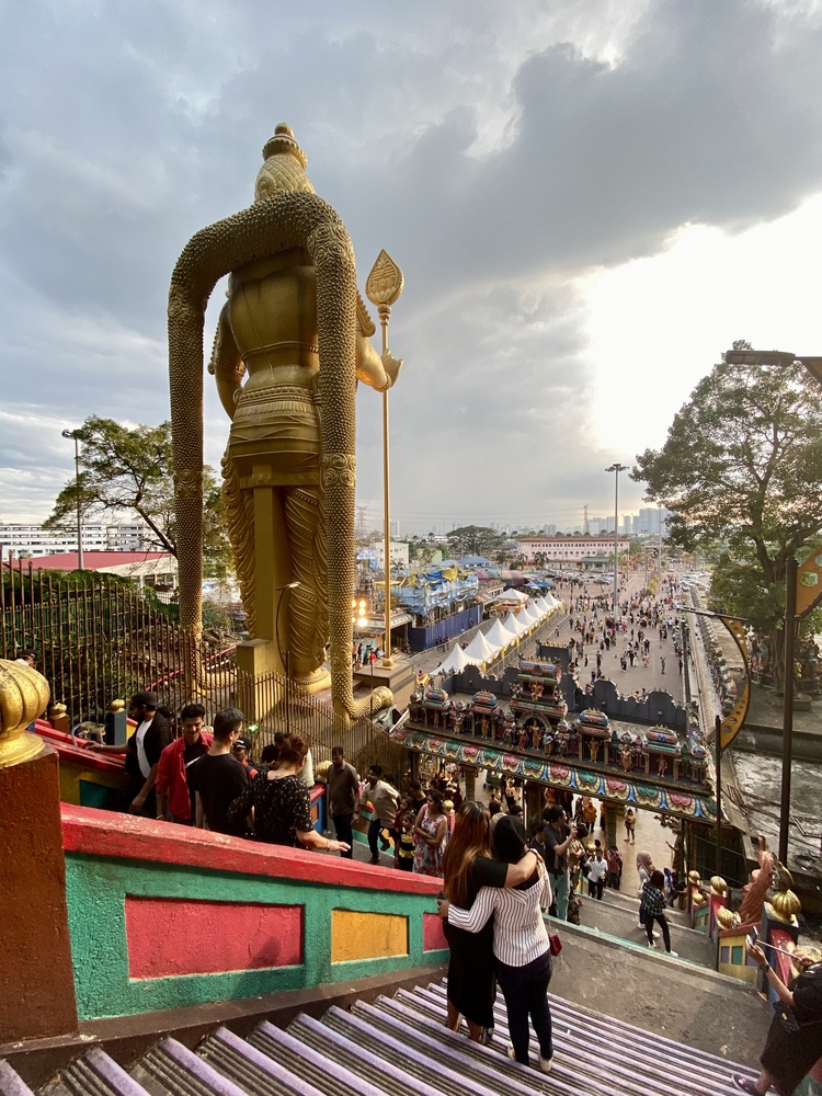 バトゥ洞窟ムルガン像の槍