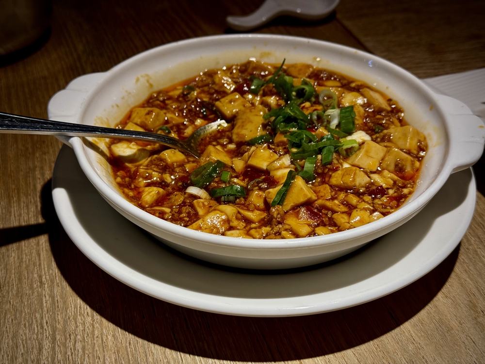 杭州小籠湯包の麻婆豆腐