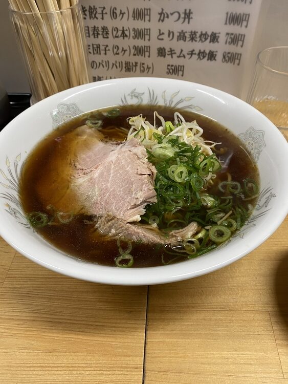 西ノ島「はな」のラーメン