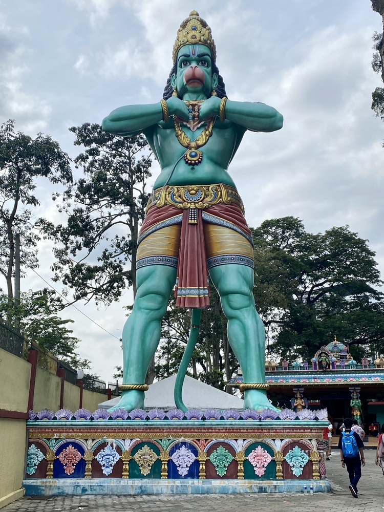 体の大きさを自在に操るハヌマーン