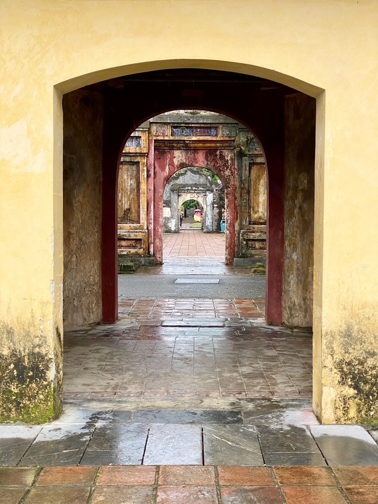 フエ王宮内の界壁