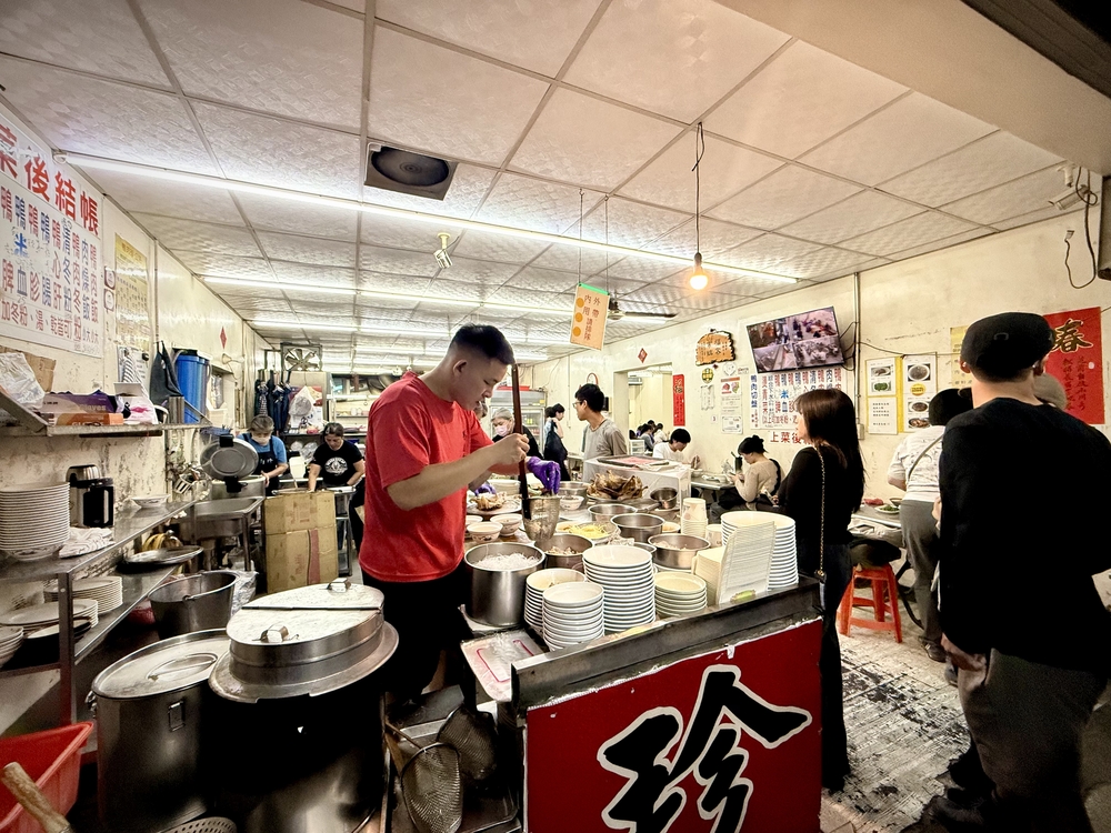 鴨肉珍の調理場